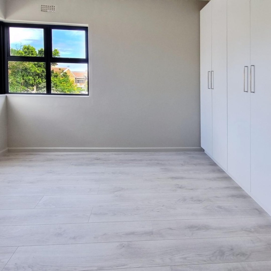 1 Bedroom Property for Sale in Table View Western Cape